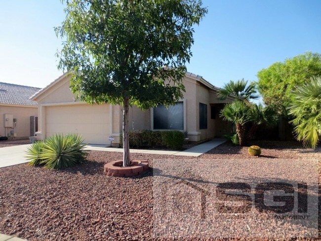 Foto del edificio - 9252 W Ironwood Dr - 3 beds 2 full baths