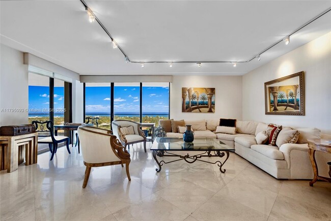 Foto del edificio - 19707 Turnberry Way