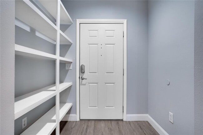 Building Photo - 1810 E Palm Ave