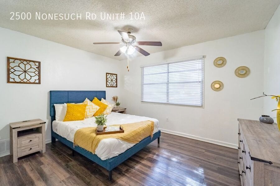 Primary Photo - 2500 Nonesuch Rd