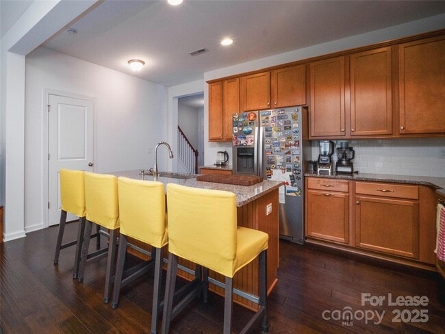 Foto del edificio - 9547 Glenburn Ln