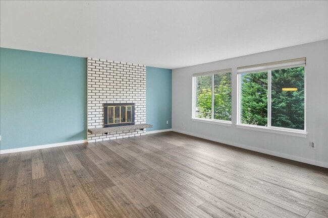 Foto del edificio - 4bd/2.5ba Woodinville