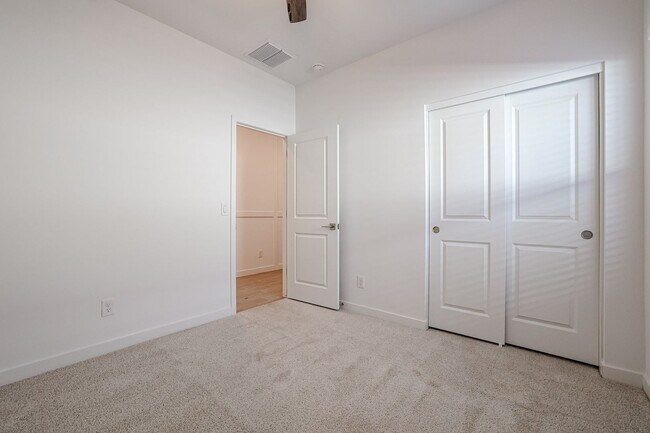 Foto del edificio - 4 Bedroom in Ambra Gated Community