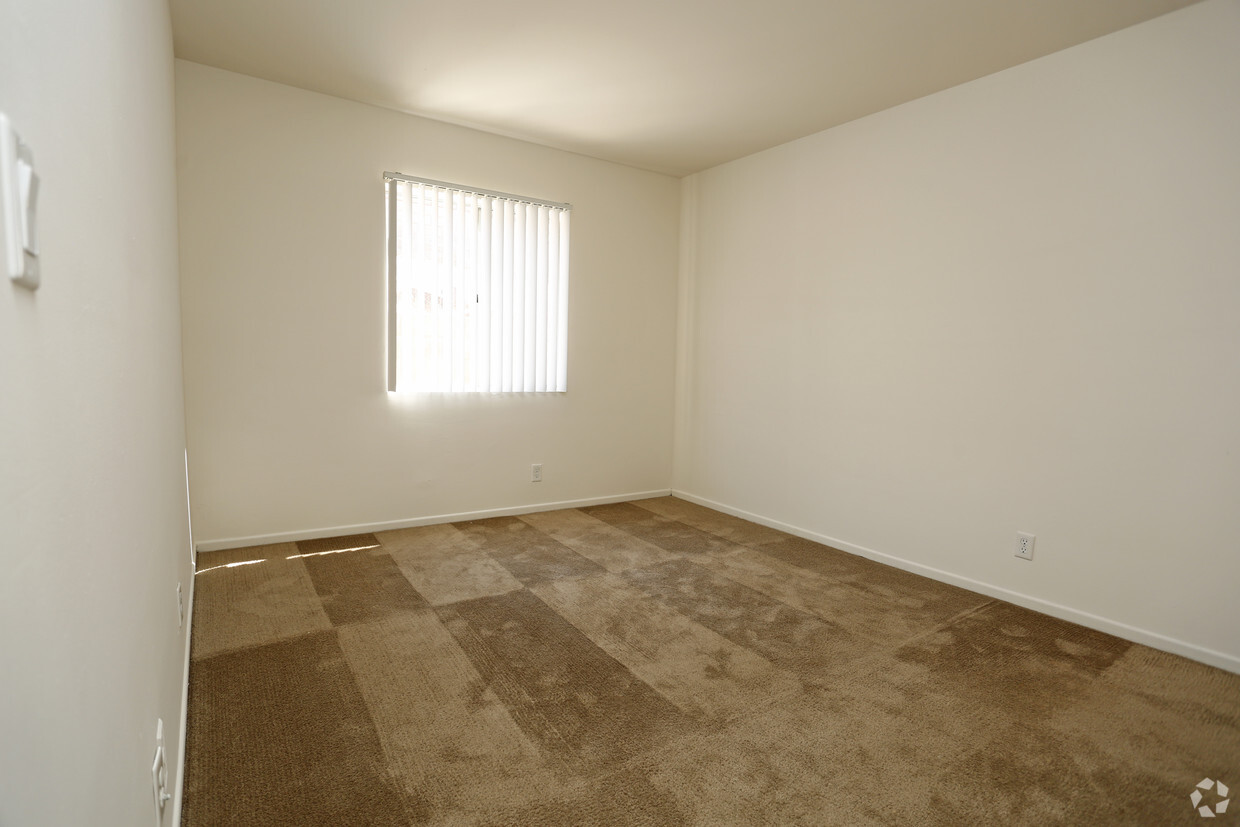 Foto principal - Shadow Hills Apartments