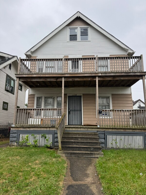 11130 Continental Ave Cleveland, OH 44104 – photo 1