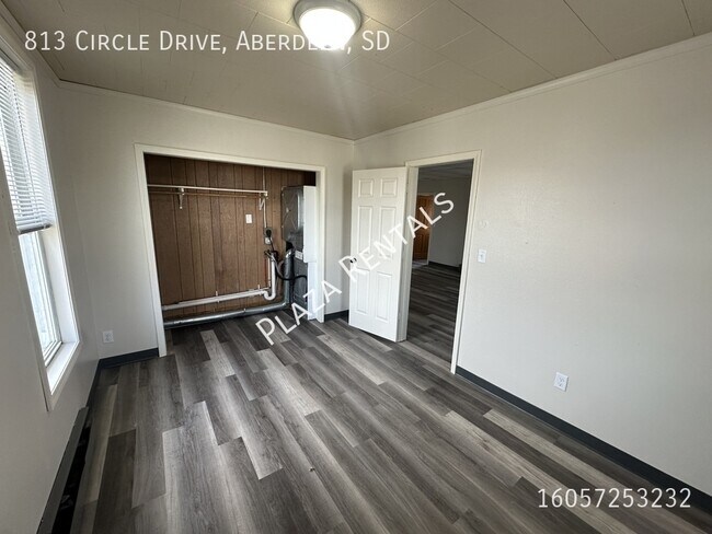 Foto del edificio - 405 S 8th St