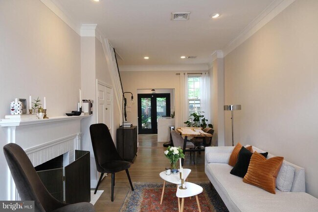 Foto del edificio - 1337 28th St NW