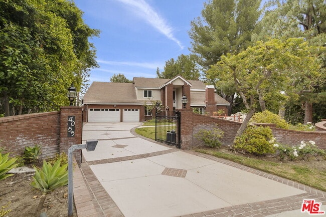 Building Photo - 4055 Nogales Dr