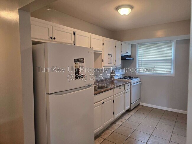 Building Photo - 312 Banff Cir