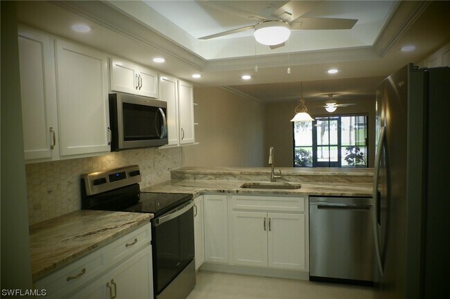 Building Photo - 16401 Kelly Woods Dr