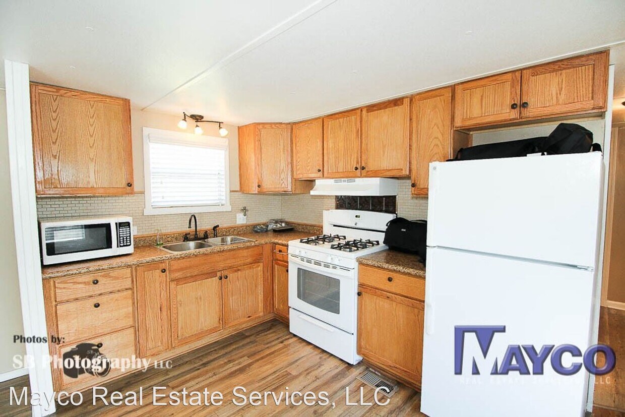 2 br, 1 bath House 10255 Janell Dr. House Rental in Keithville, LA