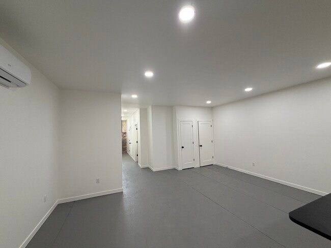 Foto del edificio - The Warehouse At Calhoun - RESIDENTIAL