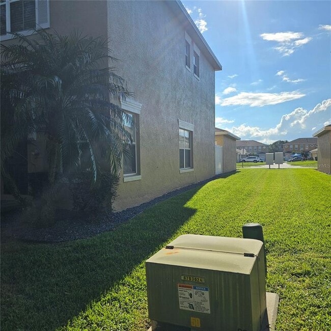 Foto del edificio - 228 Deepcove Rd