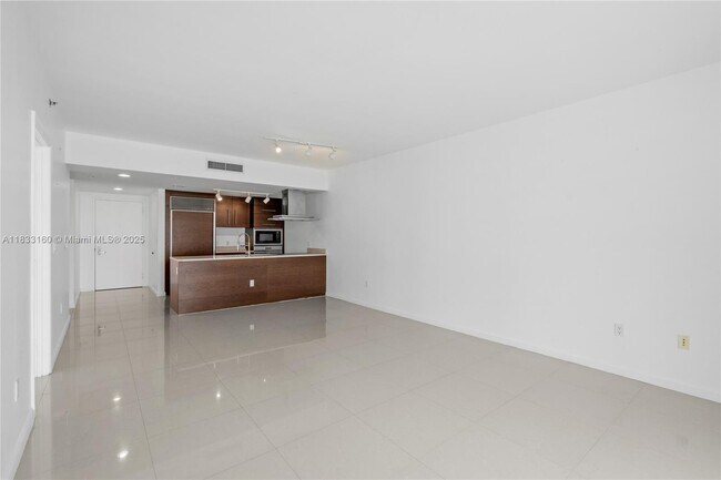 Foto del edificio - 495 Brickell Ave