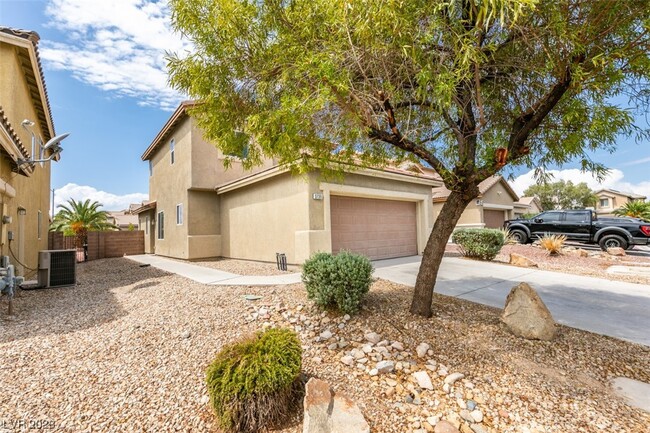 Building Photo - 3735 Kit Fox St