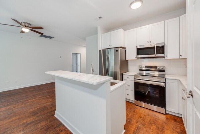 Foto del edificio - 910 N Ransom St