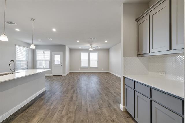 Building Photo - 14625 Delphinus Dr