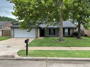 Building Photo - 1810 Runaway Scrape Ct
