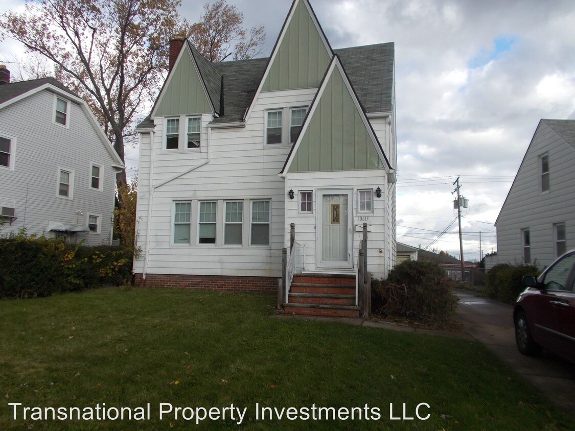 Primary Photo - 3 br, 2 bath House - 10615 South Highland Ave