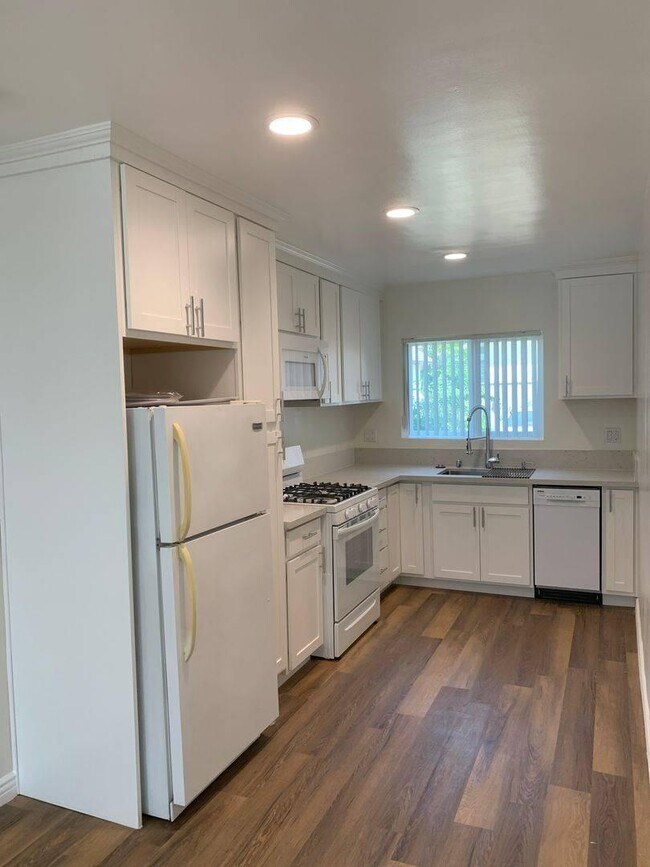 Foto del edificio - 1.0 bedroom in Pasadena California 91106