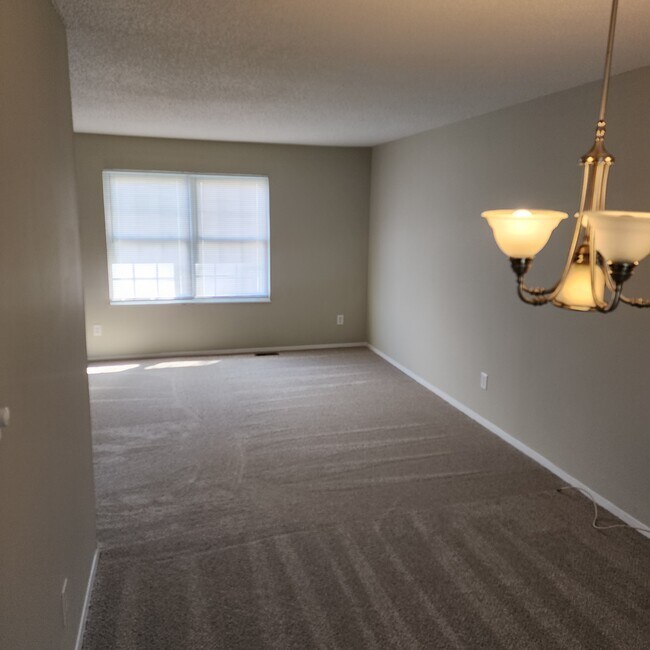 Foto del edificio - 2573 Millvalley Dr