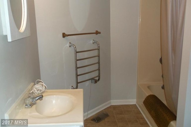 Building Photo - 11766 Big Bear Ln