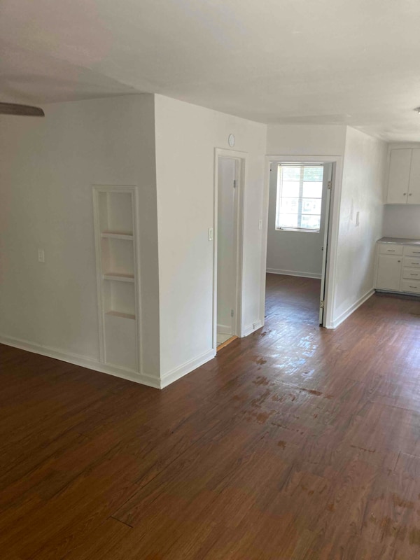 Photo - 2544 Iowa St Apartment