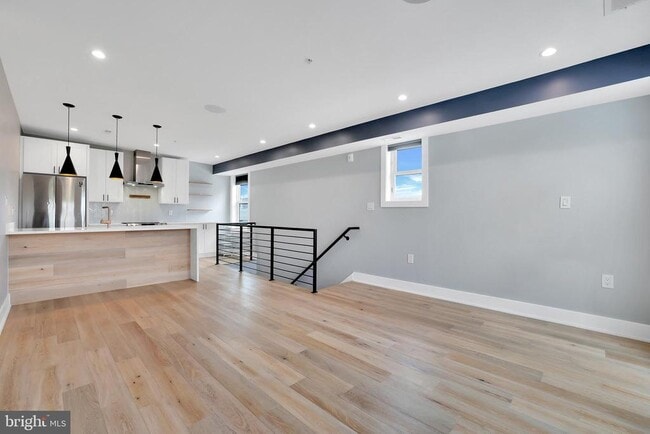 Building Photo - 1110 6th St NW