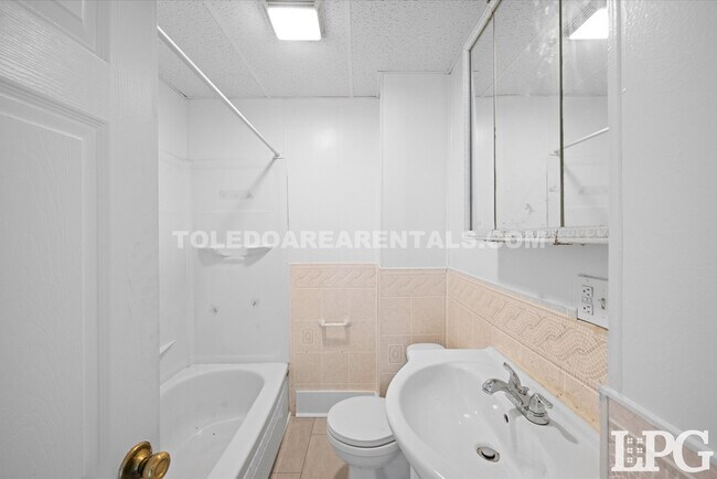 Foto del edificio - 5520 N Summit St