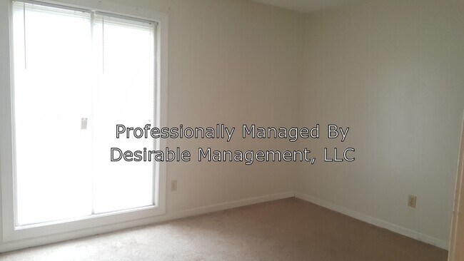 Building Photo - 105 Hampton Club Dr