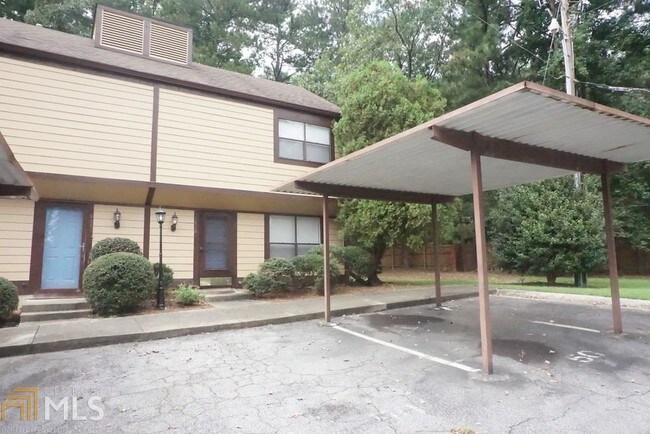 Building Photo - 6144 Bakers Ferry Rd