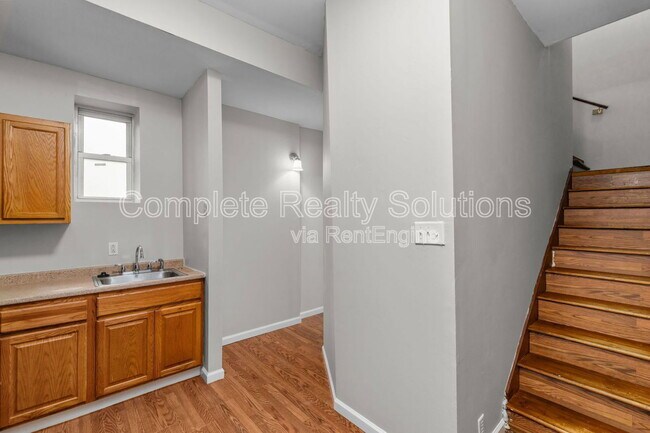 Foto del edificio - 3021 Iowa Ave