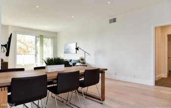 _DSC2773 - Thayer Avenue Apartments