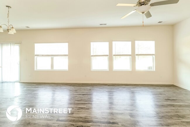 Building Photo - 13021 Joclaire Ct