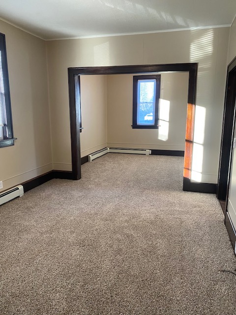Dining room - 102 E Gogebic St