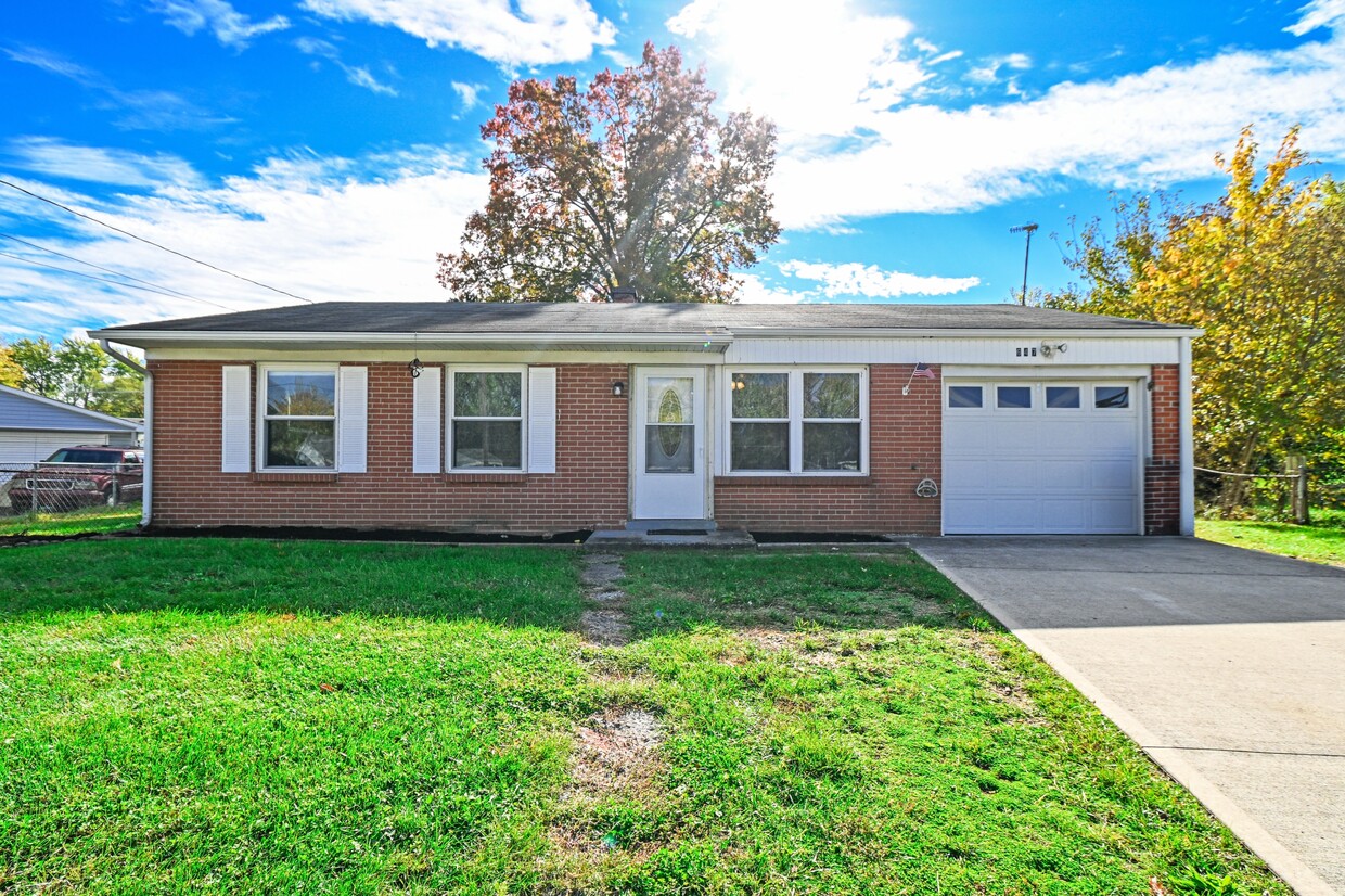 Primary Photo - 647 Bellaire Ct