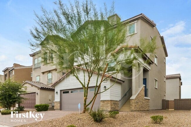 Foto del edificio - 803 N Water St