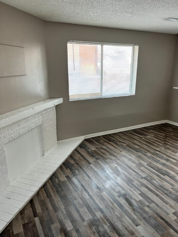 Foto del edificio - 3617 Baldwin Ave