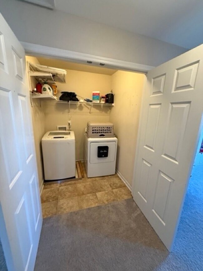 Foto del edificio - Welcome To Carriage Run!!