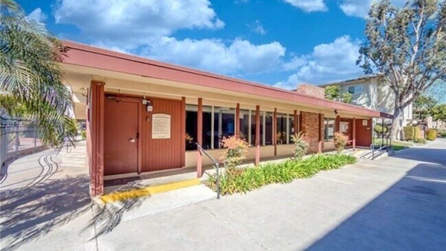 Club House - 12200 Montecito Rd