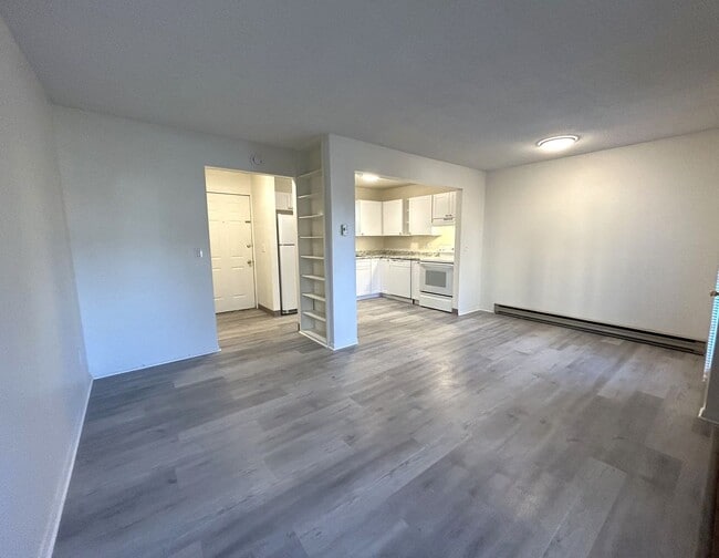 Building Photo - $750 Off First Month! Fully Remodeled 2BR Condo Near CSU – Modern Finishes & Prime Location