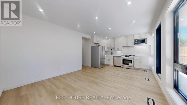 Building Photo - 63-63 Derwyn Rd
