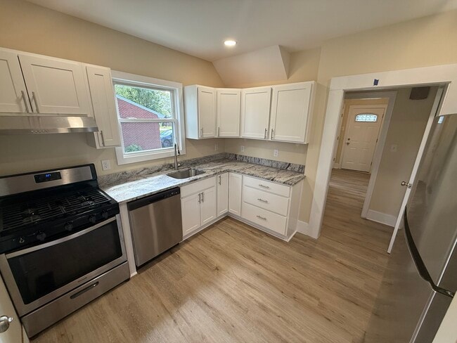 Building Photo - 2610 Herron Ln