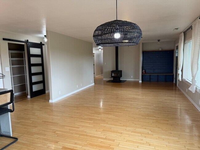 Building Photo - 7345 A St