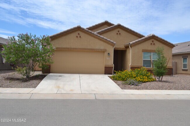Building Photo - 10133 N Sand Sage Trail
