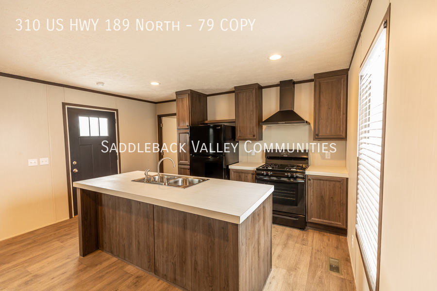 Building Photo - Beautiful Brand New 3 bedroom 2 bath!
