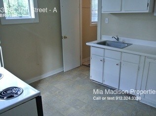 Foto del edificio - 638 E 37th St