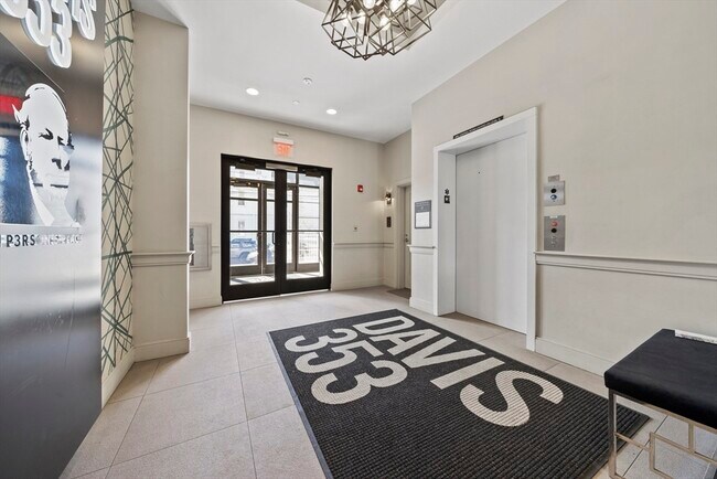 Foto del edificio - 353 Summer St