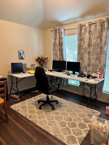 Foto del edificio - 8113 Spring Peaks Dr