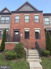 Building Photo - 189 Green Poplar Loop